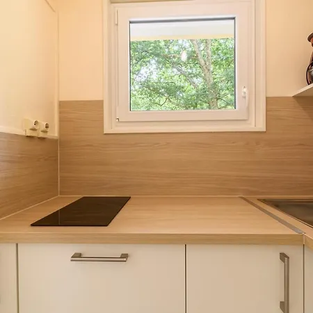 Pot De Resine - A 500m De La Apartment